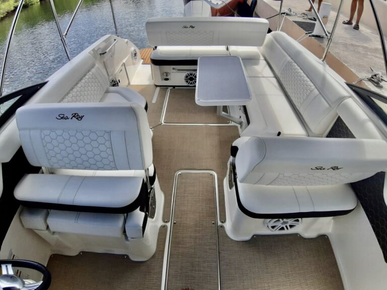 Boat Rental Playa del Carmen Marina Puerto Aventuras, Playa del